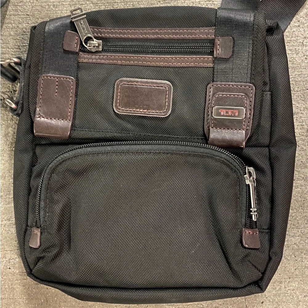 TUMI Alpha Messenger Bag
